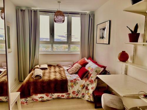 London in the Sky — 4-Star Luxury Hotel in London, United Kingdom