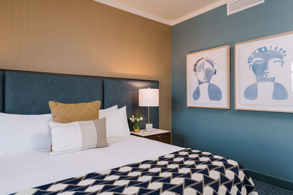 The Bradley Hotel - photo 14