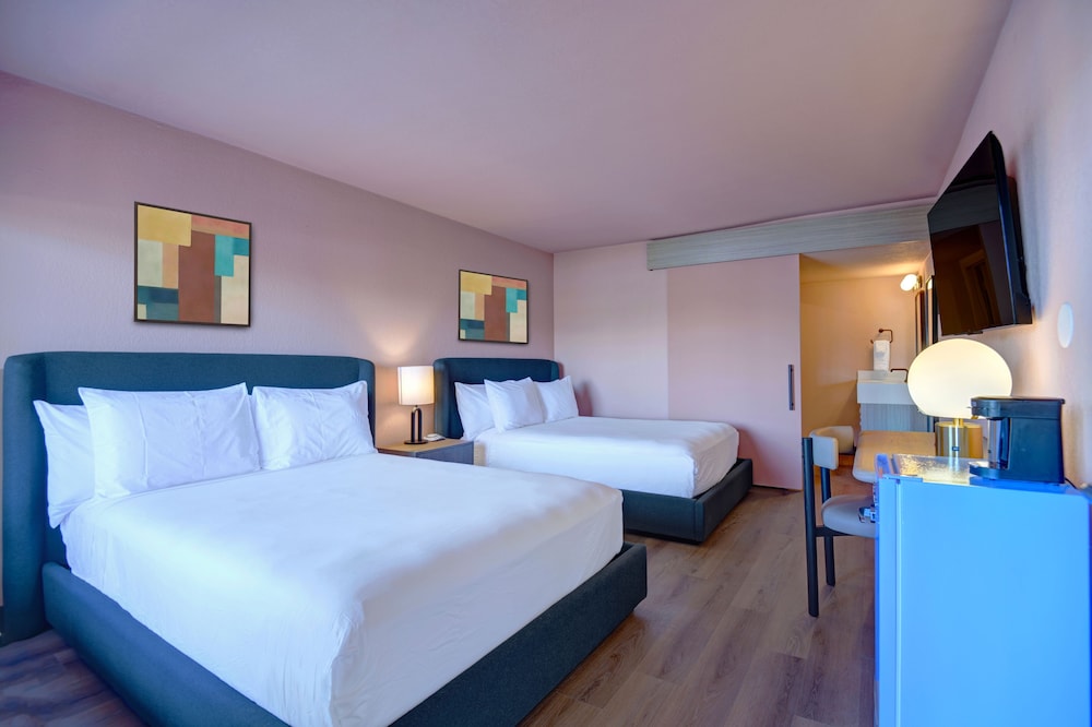 The Dunes Hotel - photo 12