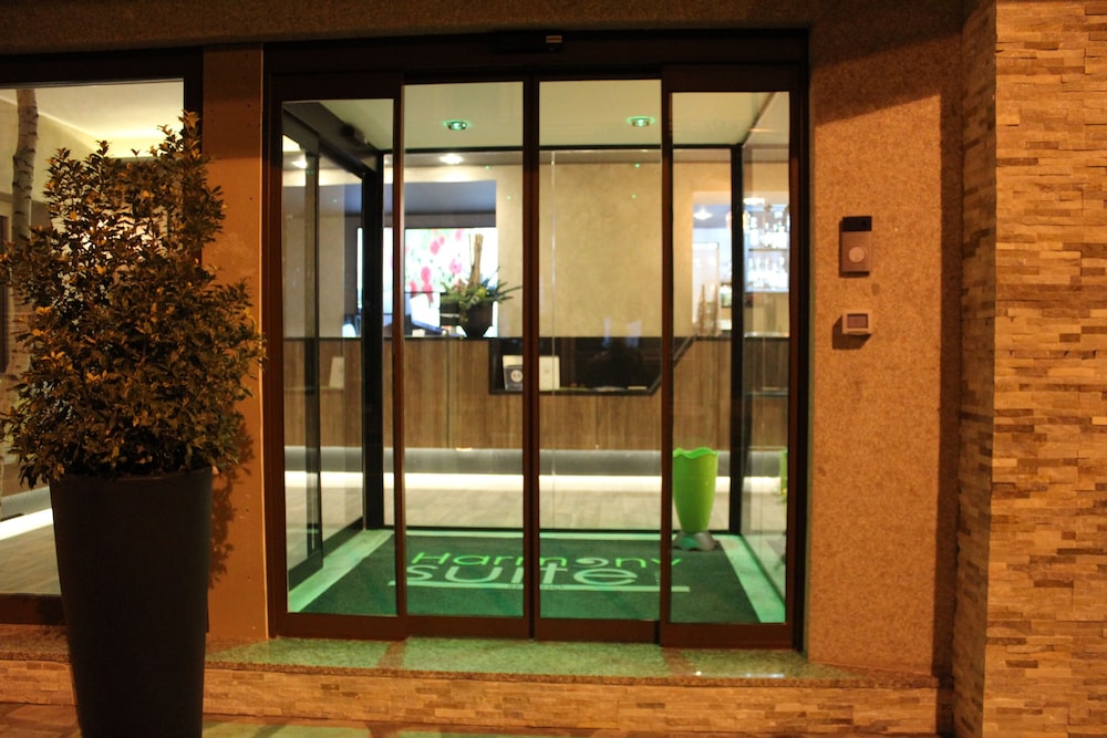 Harmony Suite Hotel — Selvino — photo 4