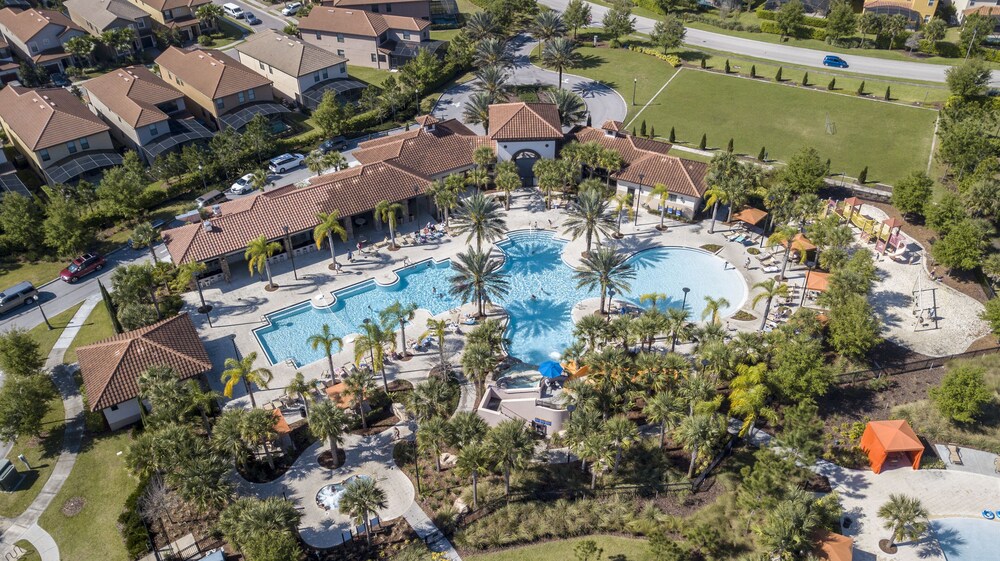 Gorgeous 5Bd w Pool & Jacuzzi @ Solterra Resort 6071 - photo 47