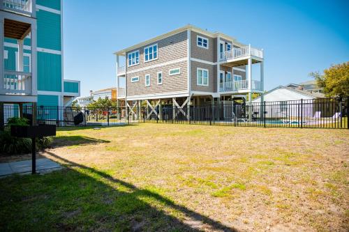 Pier Walker by Oak Island Accommodations - photo 37