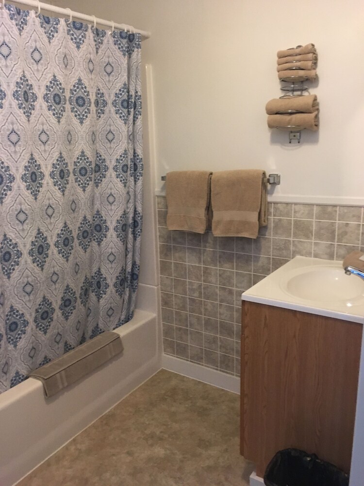 Gilcrest Cottages and Motels - photo 82