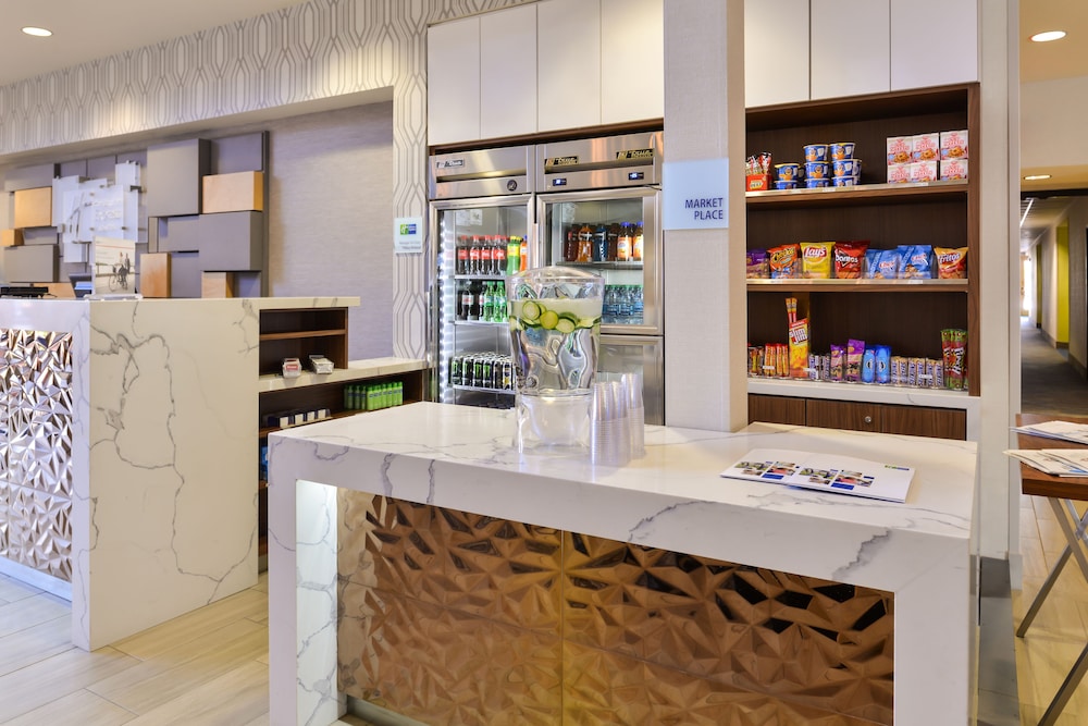 Holiday Inn Express & Suites Elk Grove Central Hwy 99 by IHG - photo 35