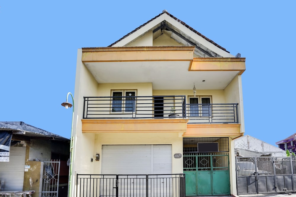 Hotel O Kost Nusantara Sidoarjo Syariah in Sidoarjo, Indonesia