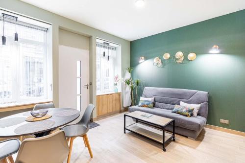 Taste of Paris Near Montmartre Sacre Coeur - carbon neutral hotel in Paris