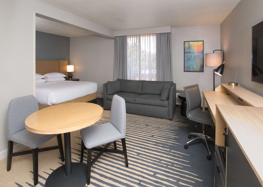 DoubleTree by Hilton Chico - photo 16
