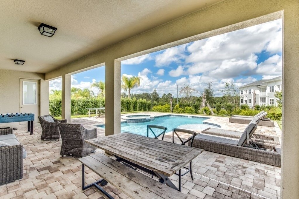Reunion Golf Resort 8 Bed 8 Bath Amazing Pool Home 8 Bedroom Villa by RedAwning - photo 58