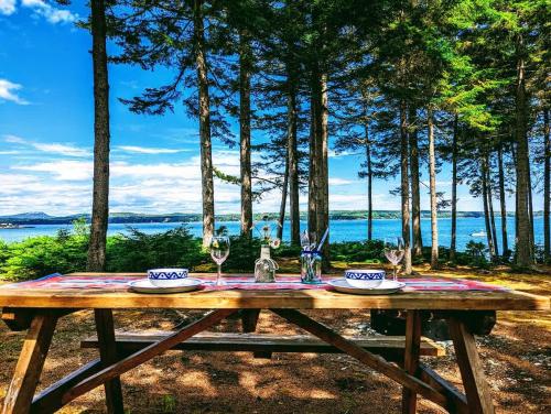 Couples Cove Cottage — 4-Star Luxury Hotel in Ellsworth, United States