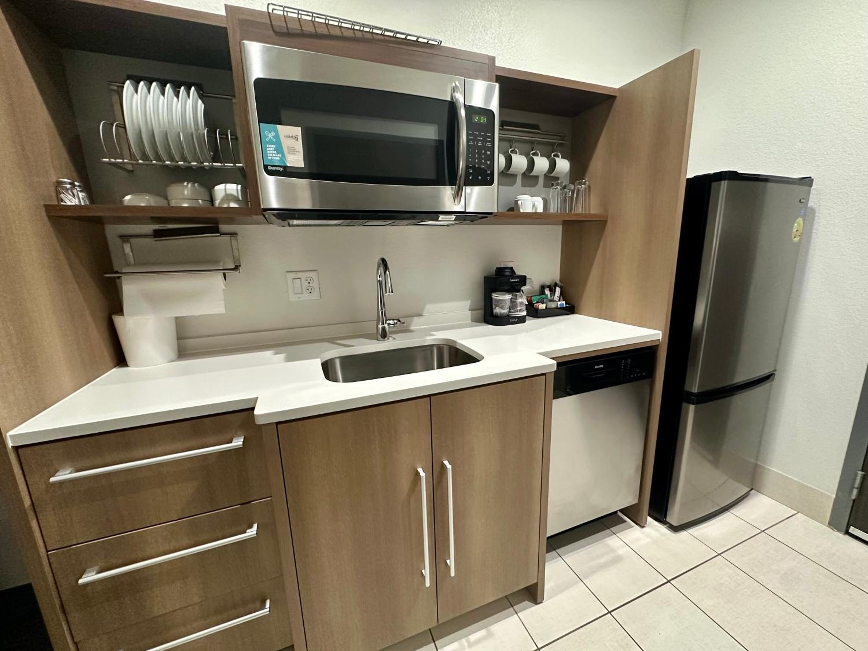 Home2 Suites by Hilton Amarillo East - photo 46