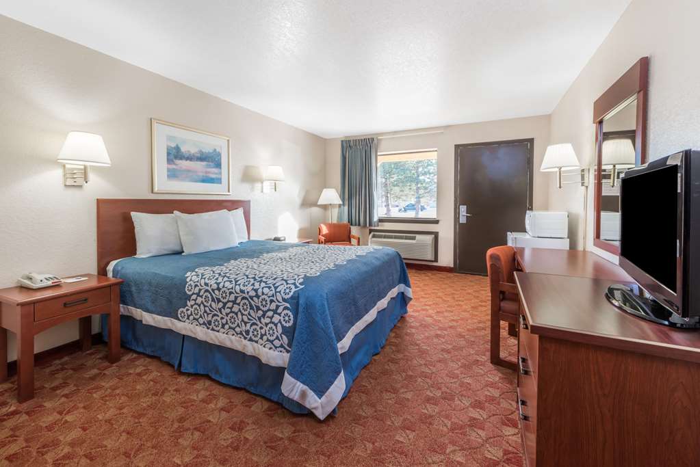 Days Inn by Wyndham Russell - photo 6