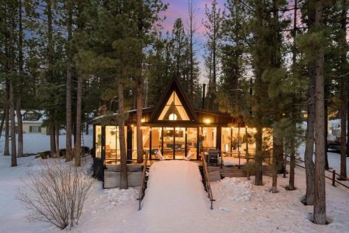 Mountain Top Modern Lakefront in Sunset Magazine — Big Bear Lake — photo 2