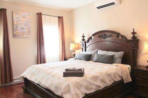 Walk to South Philly’s Best Restaurants & Bars in Philadelphia, United States