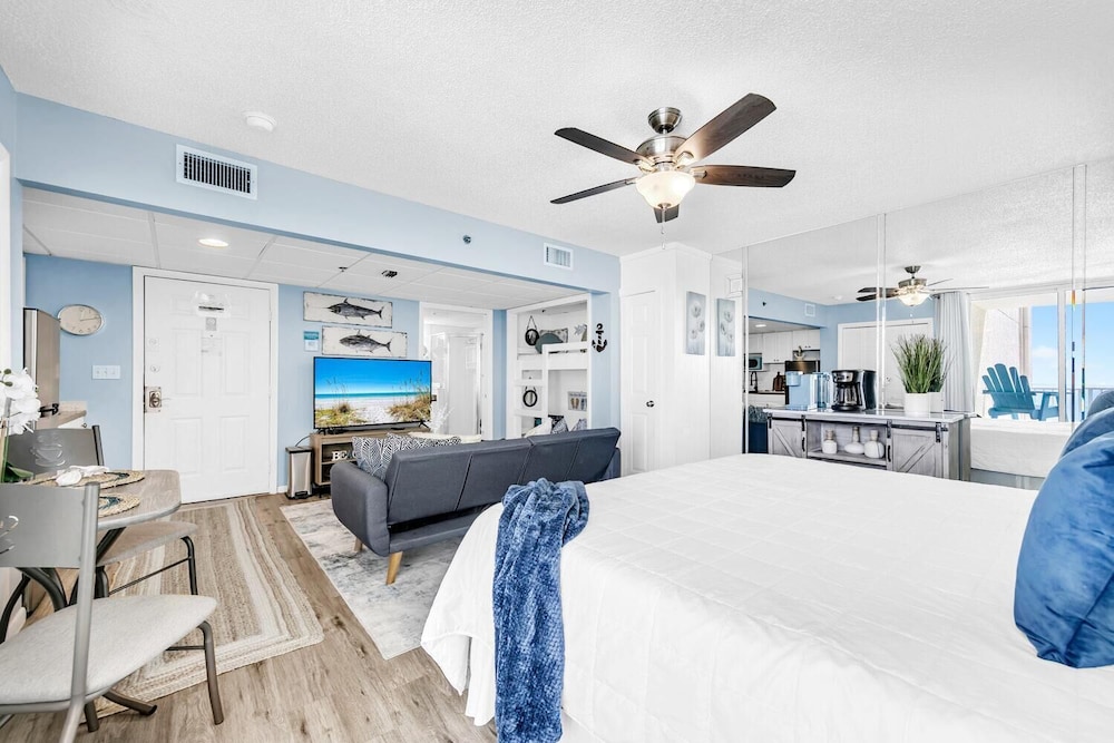 Long Beach Resort 1 1300e - photo 12