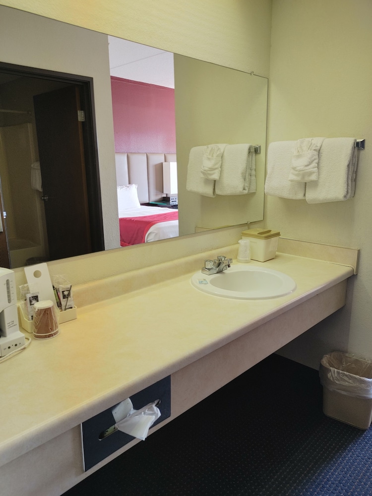 Hotel Pigeon Forge - photo 18