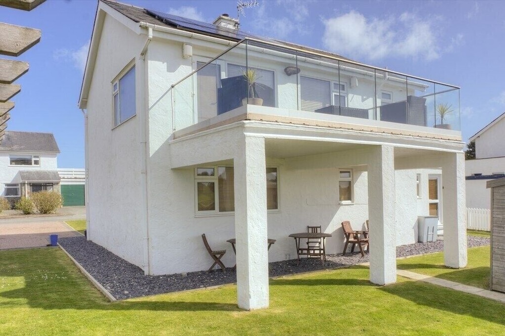 Eleri in Pwllheli, United Kingdom