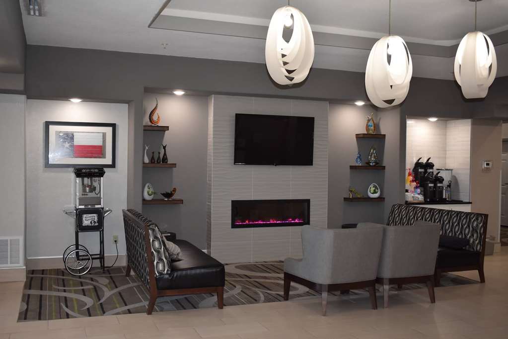 La Quinta Inn & Suites by Wyndham Kyle Austin South - photo 6