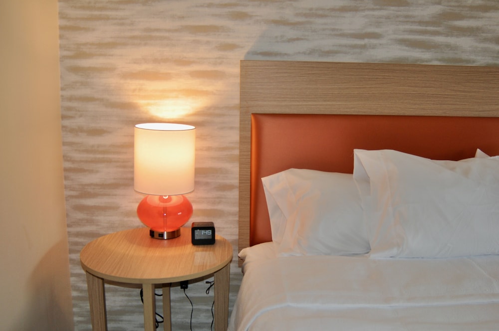 Home2 Suites by Hilton North Conway - photo 13