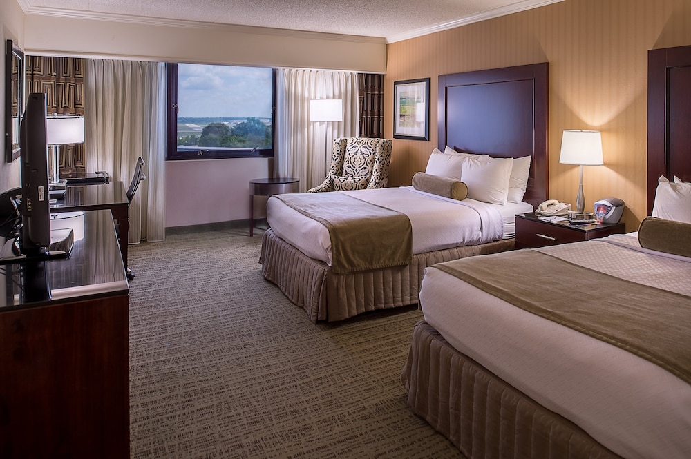 Crowne Plaza St. Louis Airport by IHG - photo 6