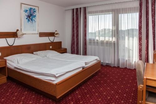Hotel Sonnenbichl — Bergen — photo 3