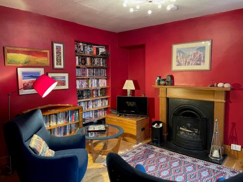 One bed cosy Highland cottage near Beauly — 4-Star Luxury Hotel in Beauly, United Kingdom