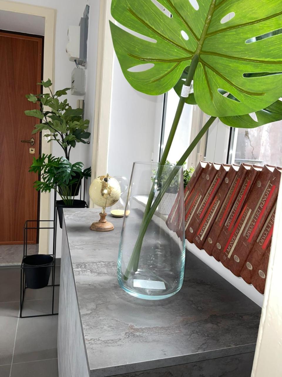 Holiday House Napoli — 4-Star Luxury Hotel in Naples, Italy