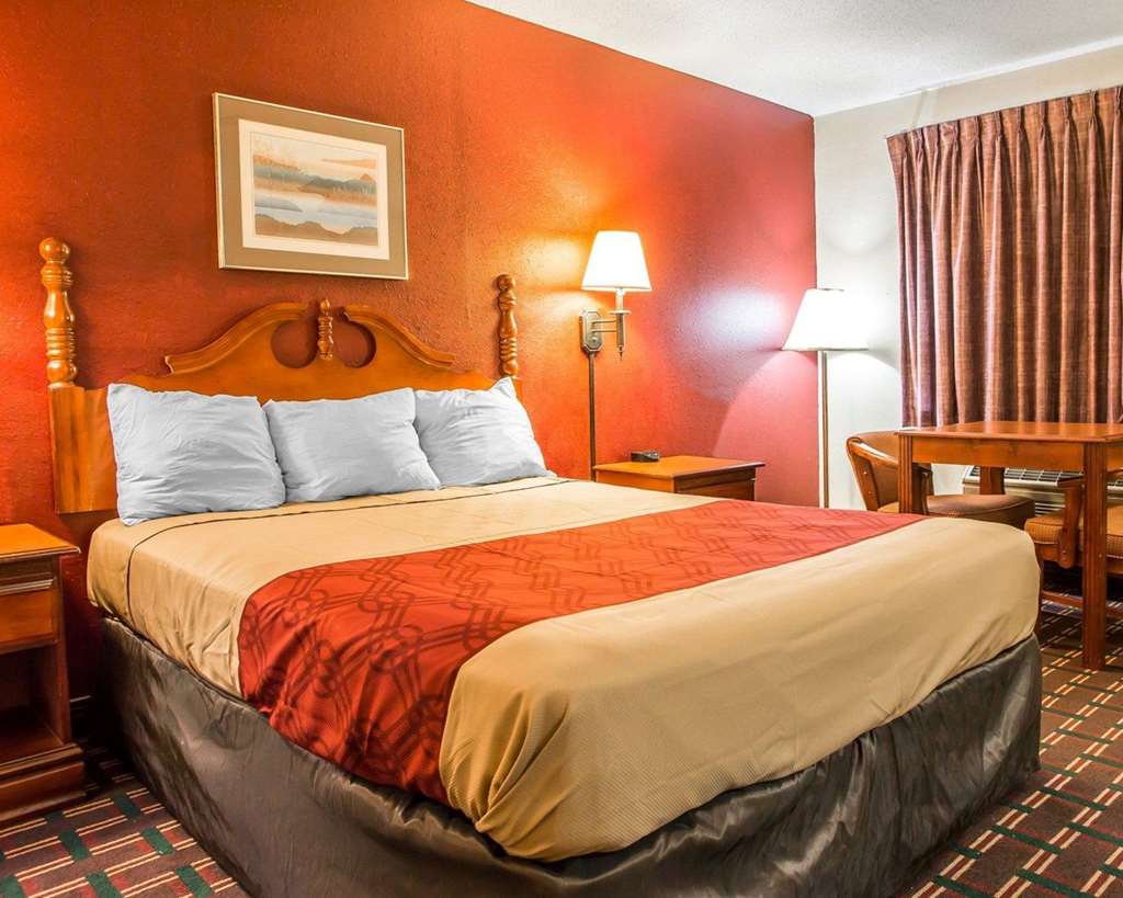 Rodeway Inn Montpelier - photo 8