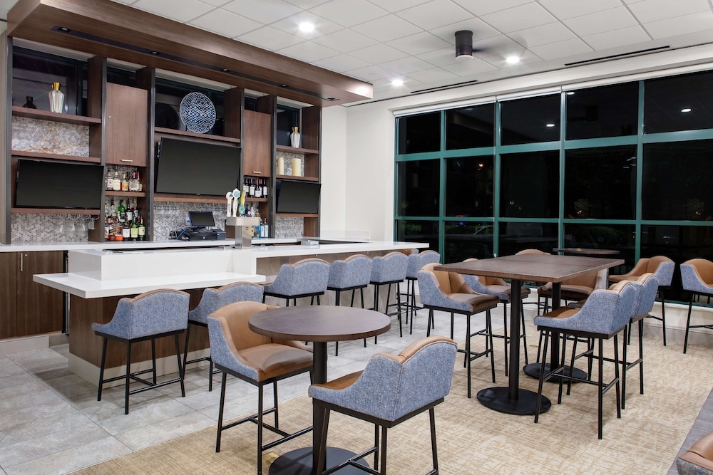 Hilton Garden Inn Atlanta Perimeter Center - featured photo