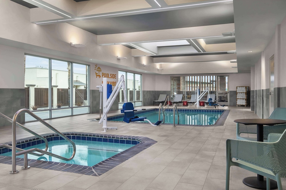 Home2 Suites By Hilton Eureka - photo 28
