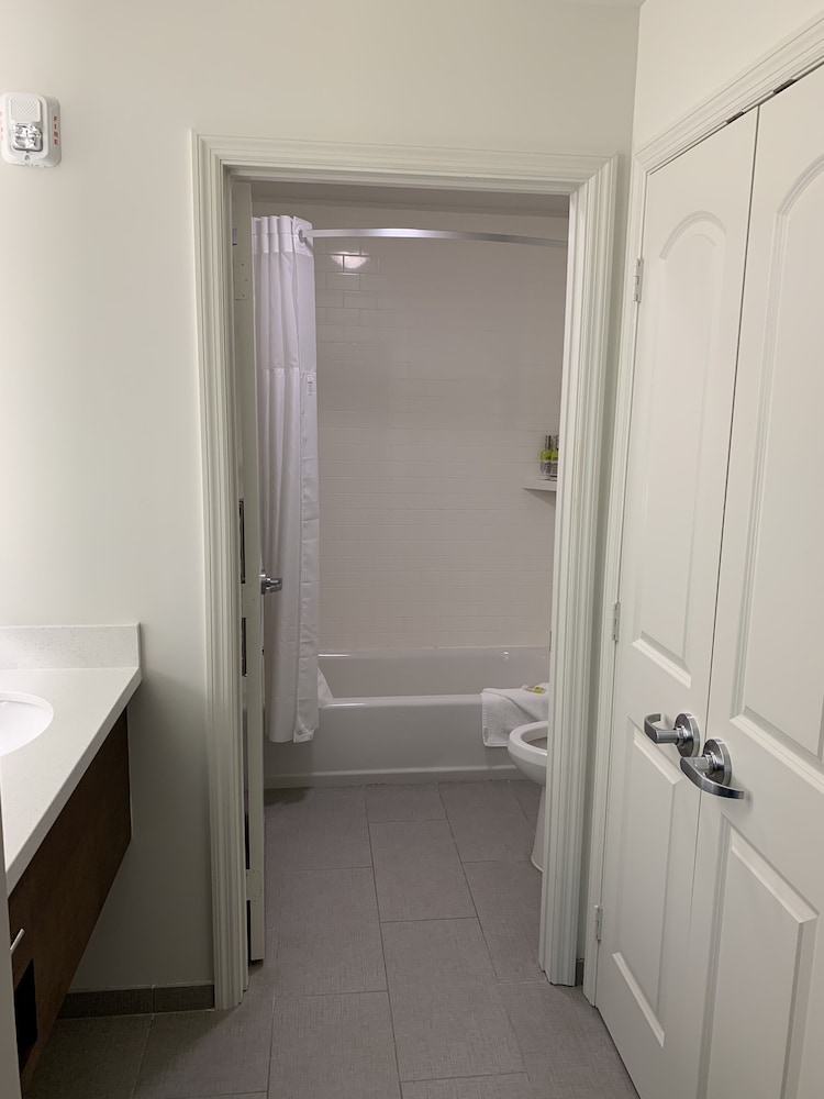 Staybridge Suites Naples Marco Island by IHG - photo 58