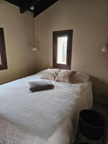 Tiny Cottage Lemon & Pies — 4-Star Luxury Hotel in Nafpaktos, Greece