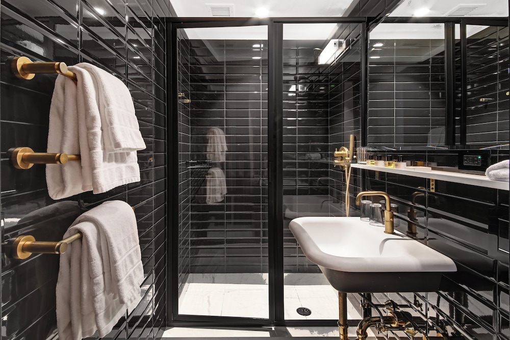 The Moore a Member of Design Hotels - photo 20