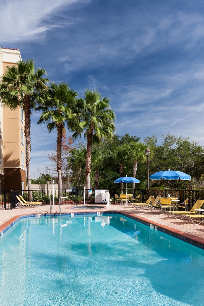 Fairfield Inn & Suites by Marriott Jacksonville Butler Blvd - photo 15