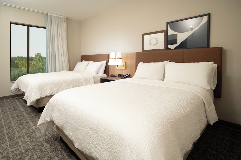 Staybridge Suites Cincinnati East Milford by IHG - photo 9