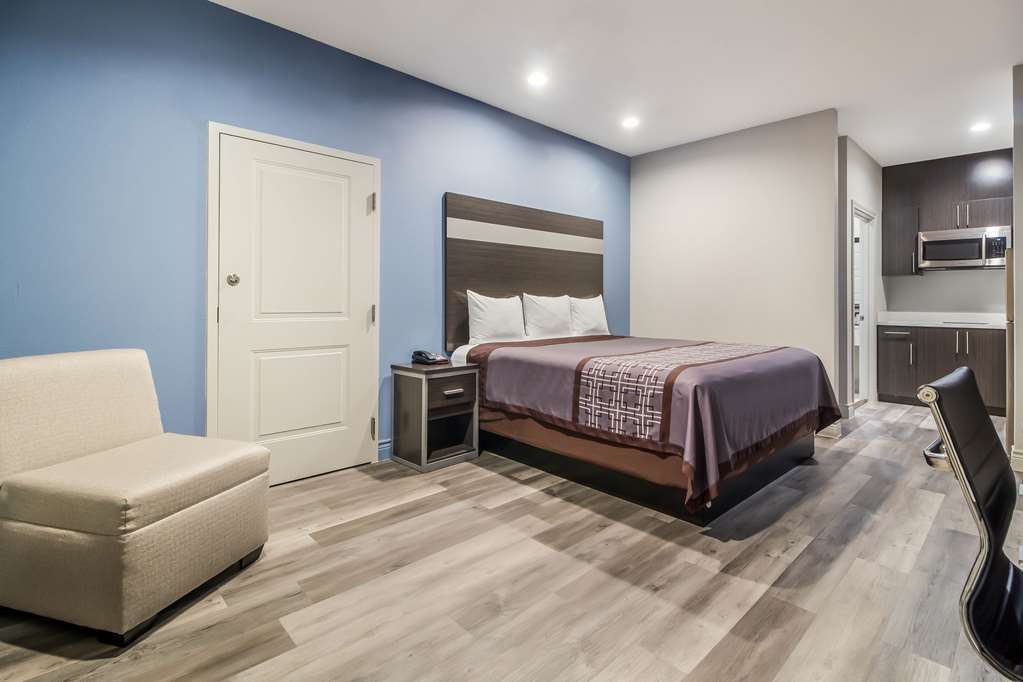 Studio 6 Deer Park TX - photo 6