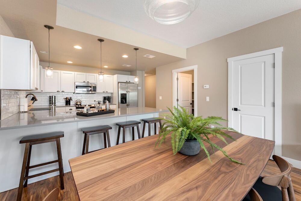 Amazing Urban Townhome near Breweries & River - photo 9
