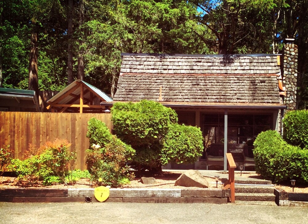 Robin Hood Village Resort - photo 32