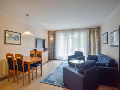 Dünenpark Binz Komfort Ferienwohnung mit 1 Schlafzimmer und Balkon im Obergeschoss 132 — 4-Star Luxury Hotel in Ostseebad Binz, Germany