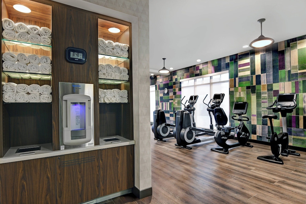 Courtyard by Marriott Manhattan Aggieville - photo 21
