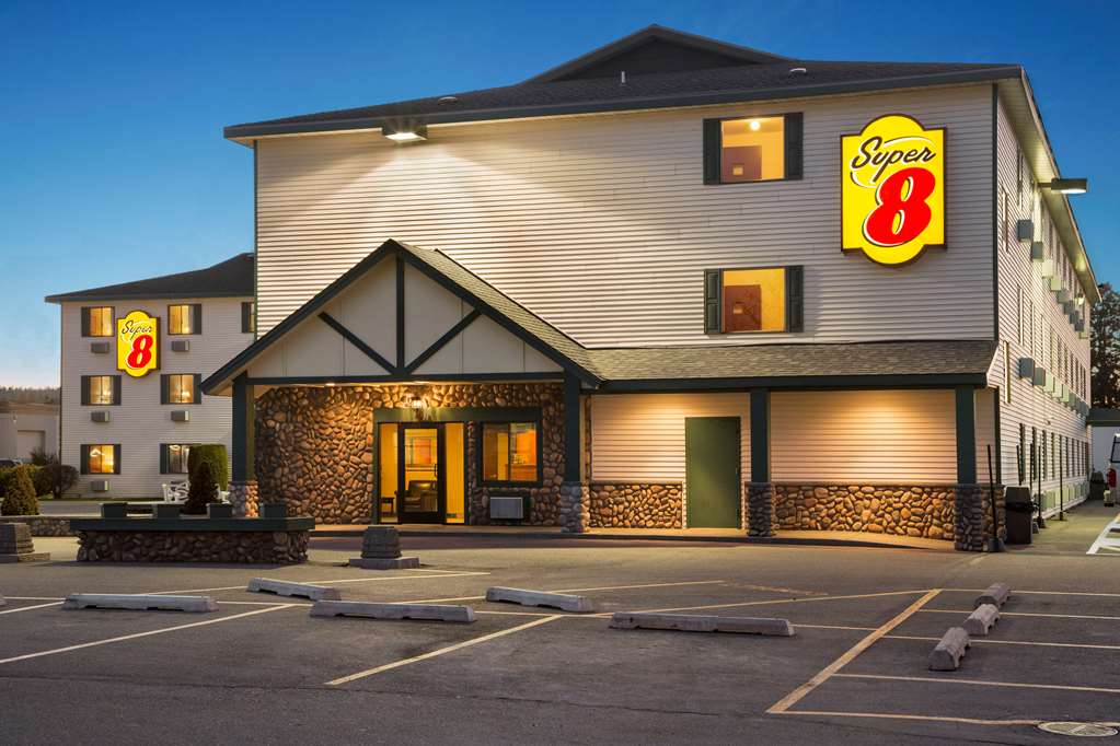 Super 8 by Wyndham Coeur d'Alene - featured photo
