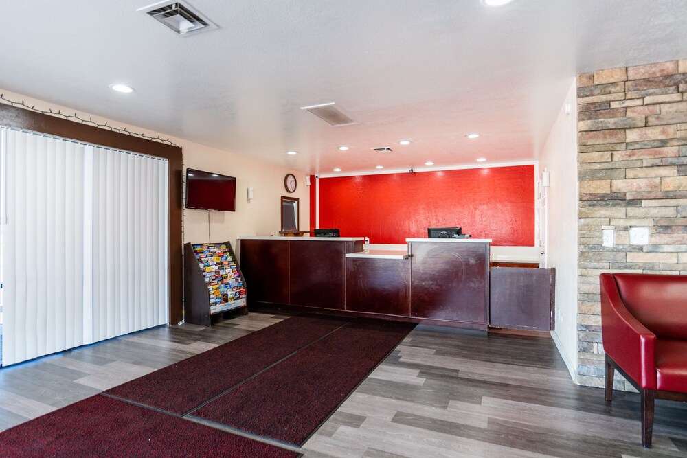 Motel 6 Mesa AZ Downtown - photo 4