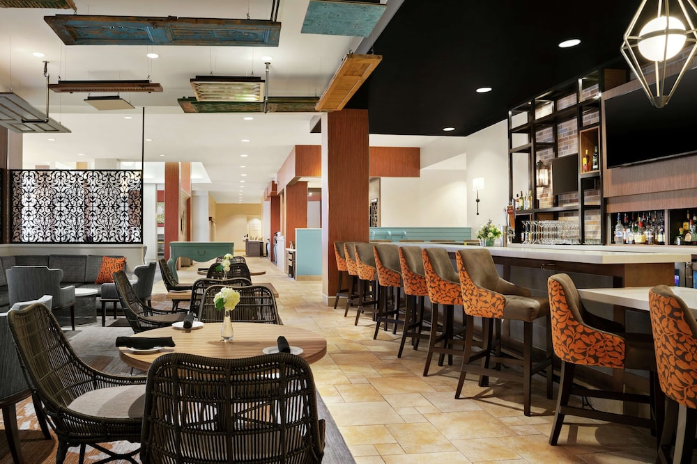 Hilton Garden Inn New Orleans Convention Center - photo 53