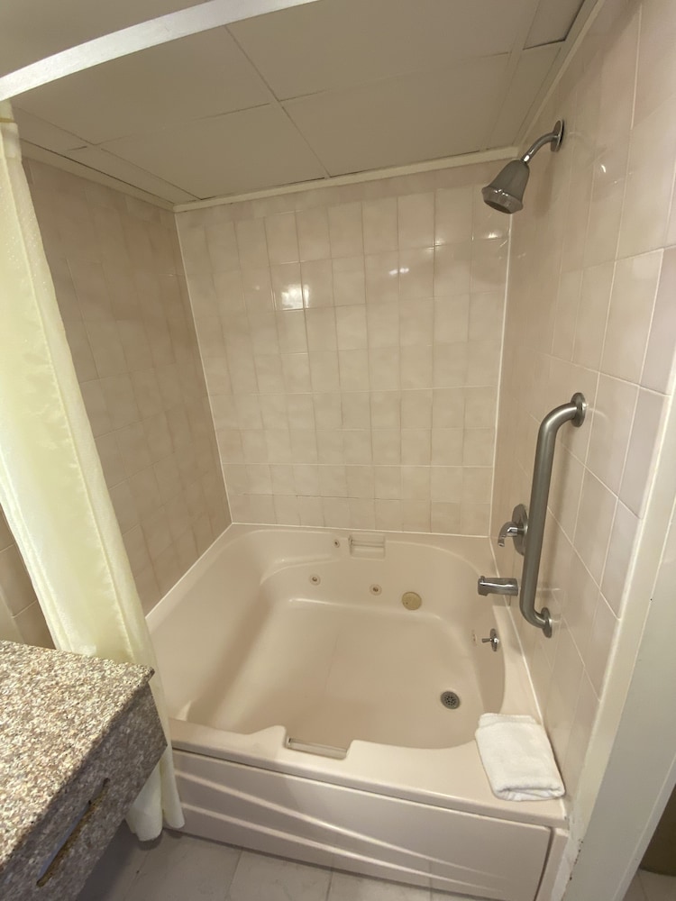 Garden State Inn - photo 22