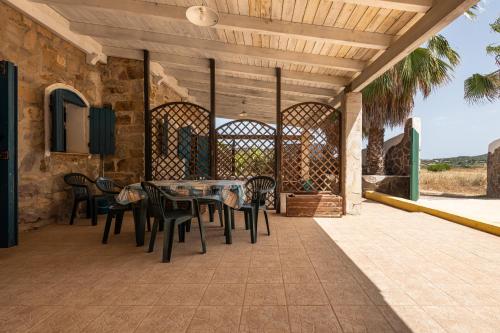 Pescettibobba B — hotel in Carloforte