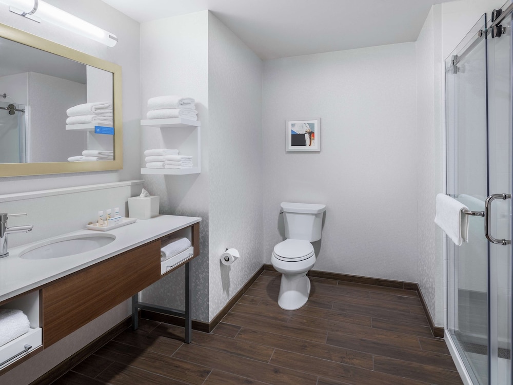Hampton Inn Chicago McCormick Place - photo 25