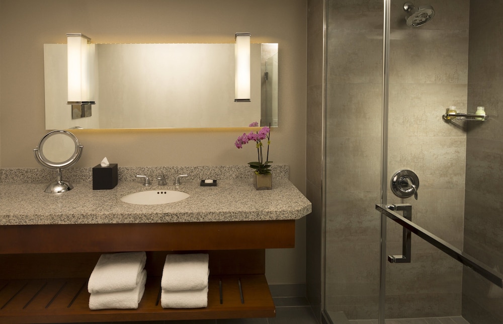 Loews Hollywood Hotel - photo 31
