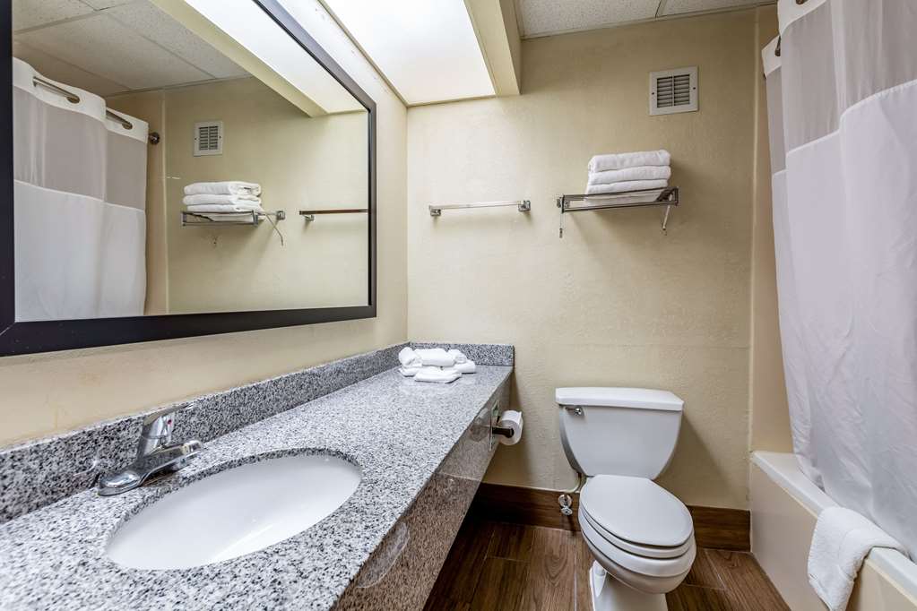 Quality Inn & Suites Southport - photo 27
