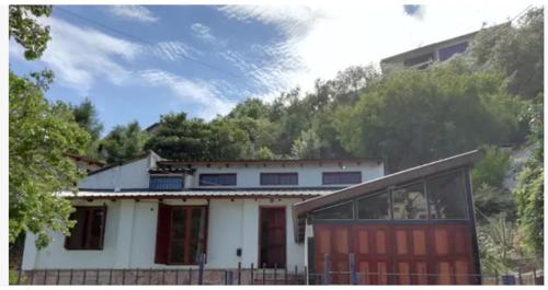 Carlos Paz Colinas House — 4-Star Luxury Hotel in Villa Carlos Paz, Argentina