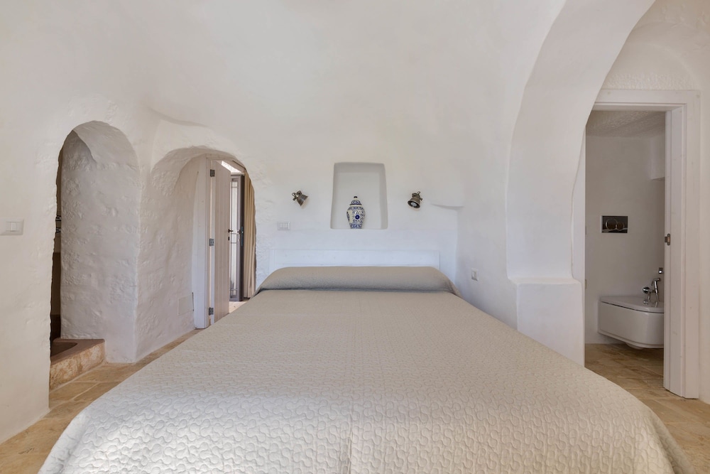 Trullo Luna — Ostuni — photo 4