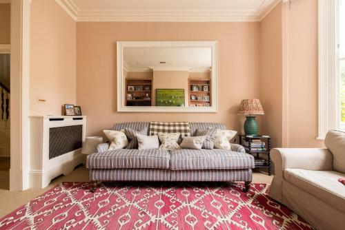 Battersea Park 3 Bedroom Residence — 4-Star Luxury Hotel in London, United Kingdom
